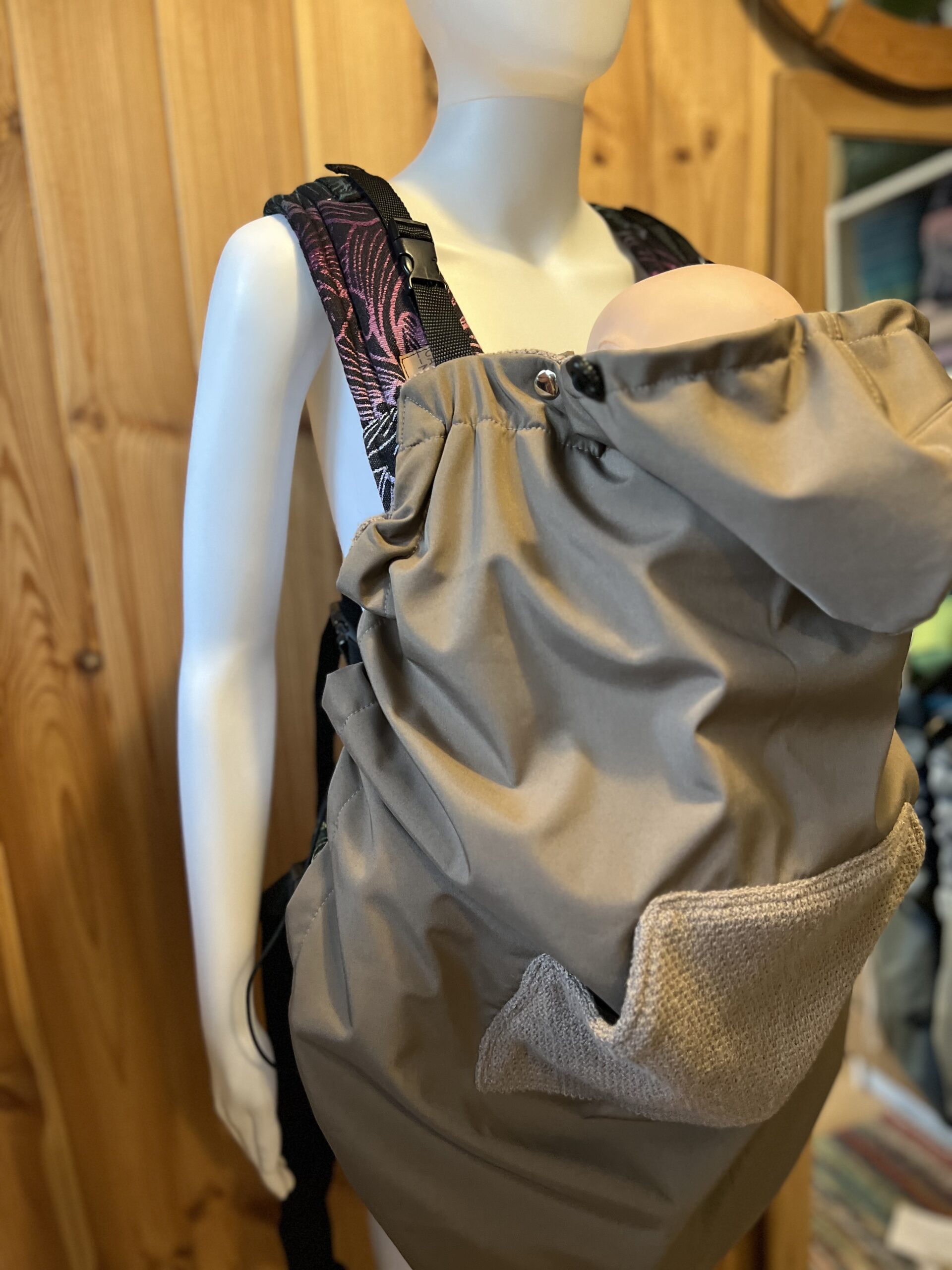 Osłonka softshell ocieplana na chustę lub nosidełko - brown wool - obrazek 3