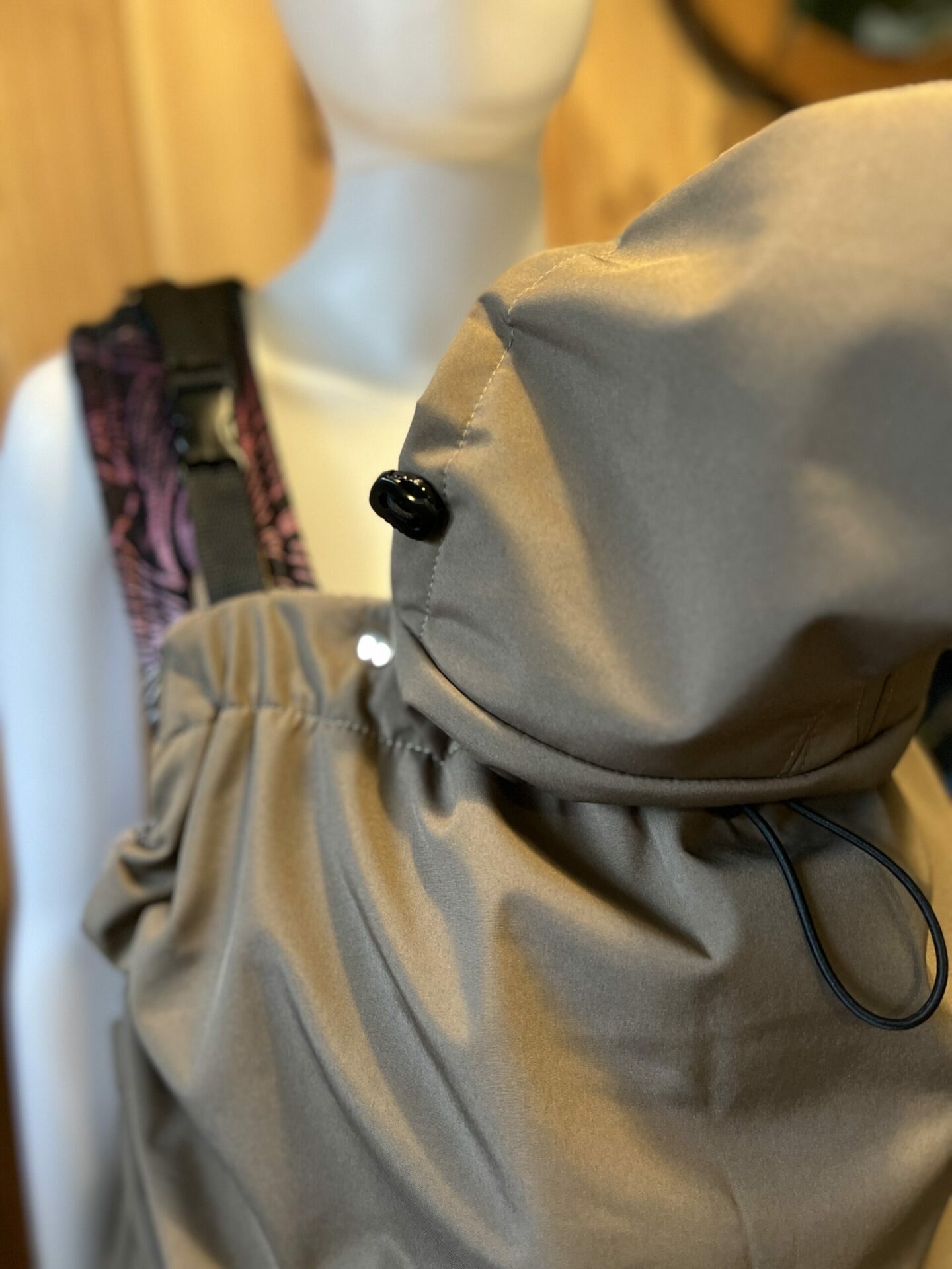 Osłonka softshell ocieplana na chustę lub nosidełko - brown wool - obrazek 6